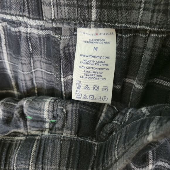 Tommy Hilfiger Men's Pajama Pants Black And White Plaid Size Medium - Picture 5 of 6